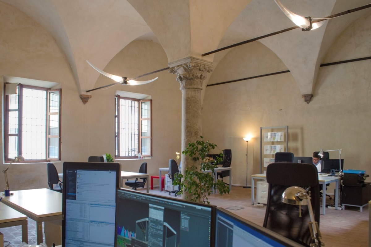 fotografia sala coworking HUB Santagnese10